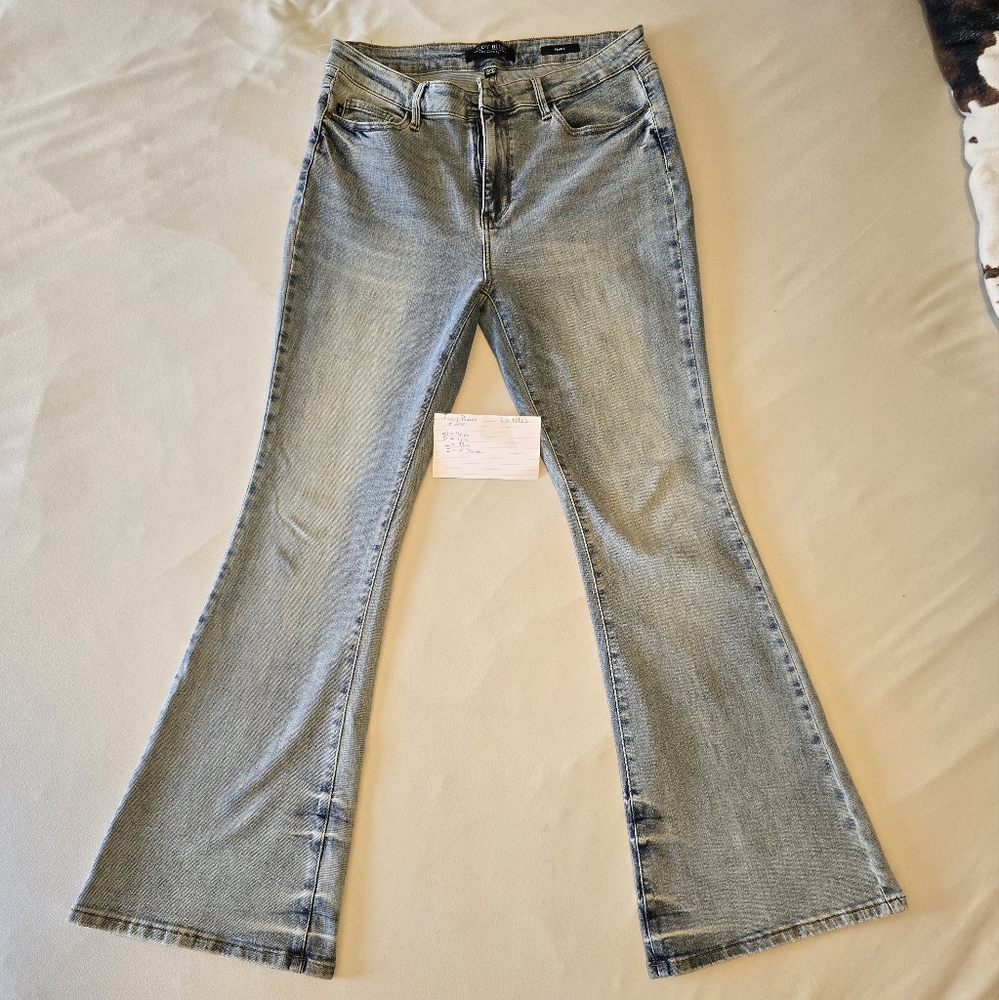 Judy Blue Flare Wide Leg Blue Jeans